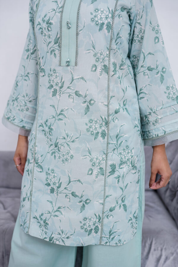 2 PIECE LAWN ROUND NECK LINE WITH PLACKET IN THE FRONT - Image 4