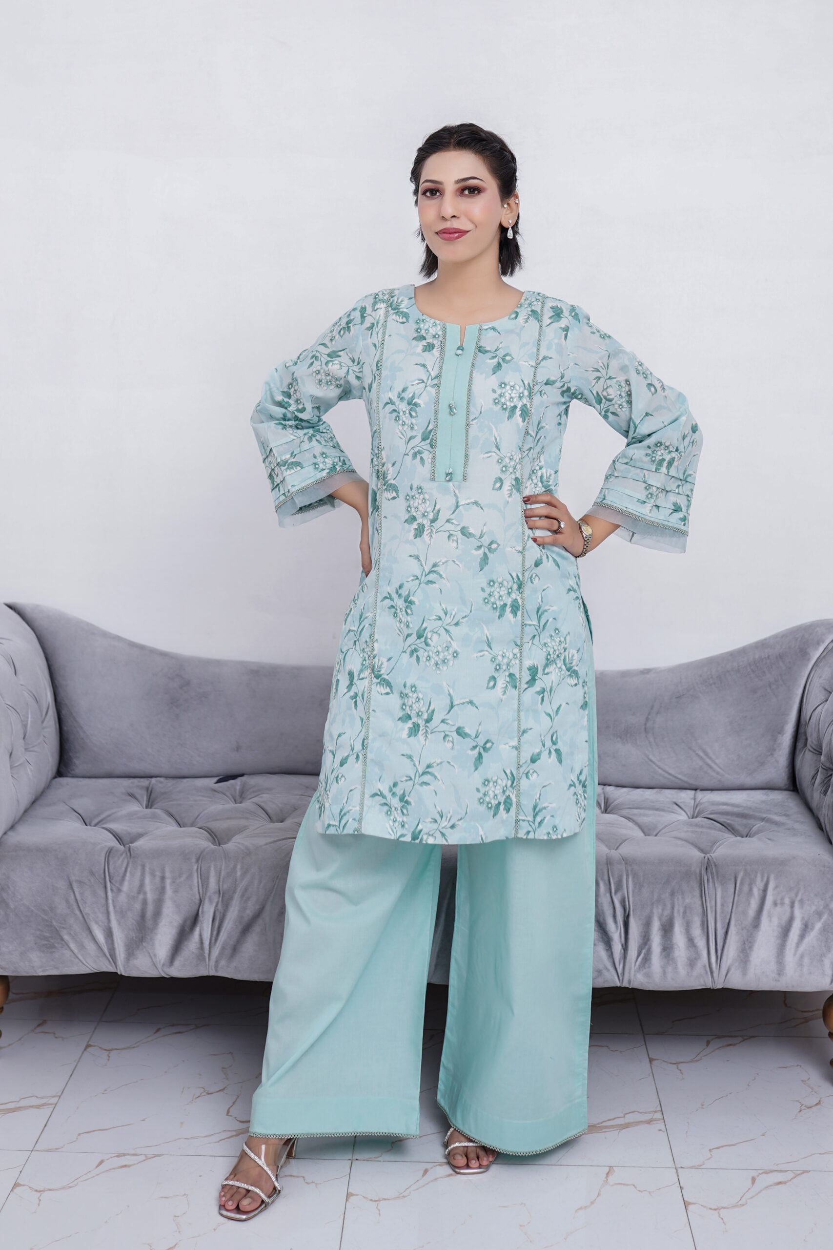 2 PIECE LAWN ROUND NECK LINE WITH PLACKET IN THE FRONT