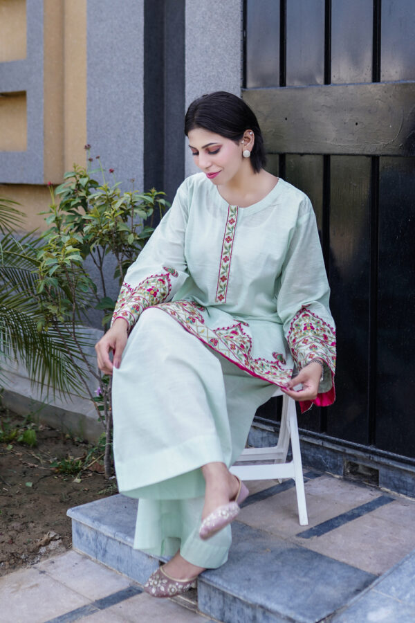 DORIA LAWN - Image 3