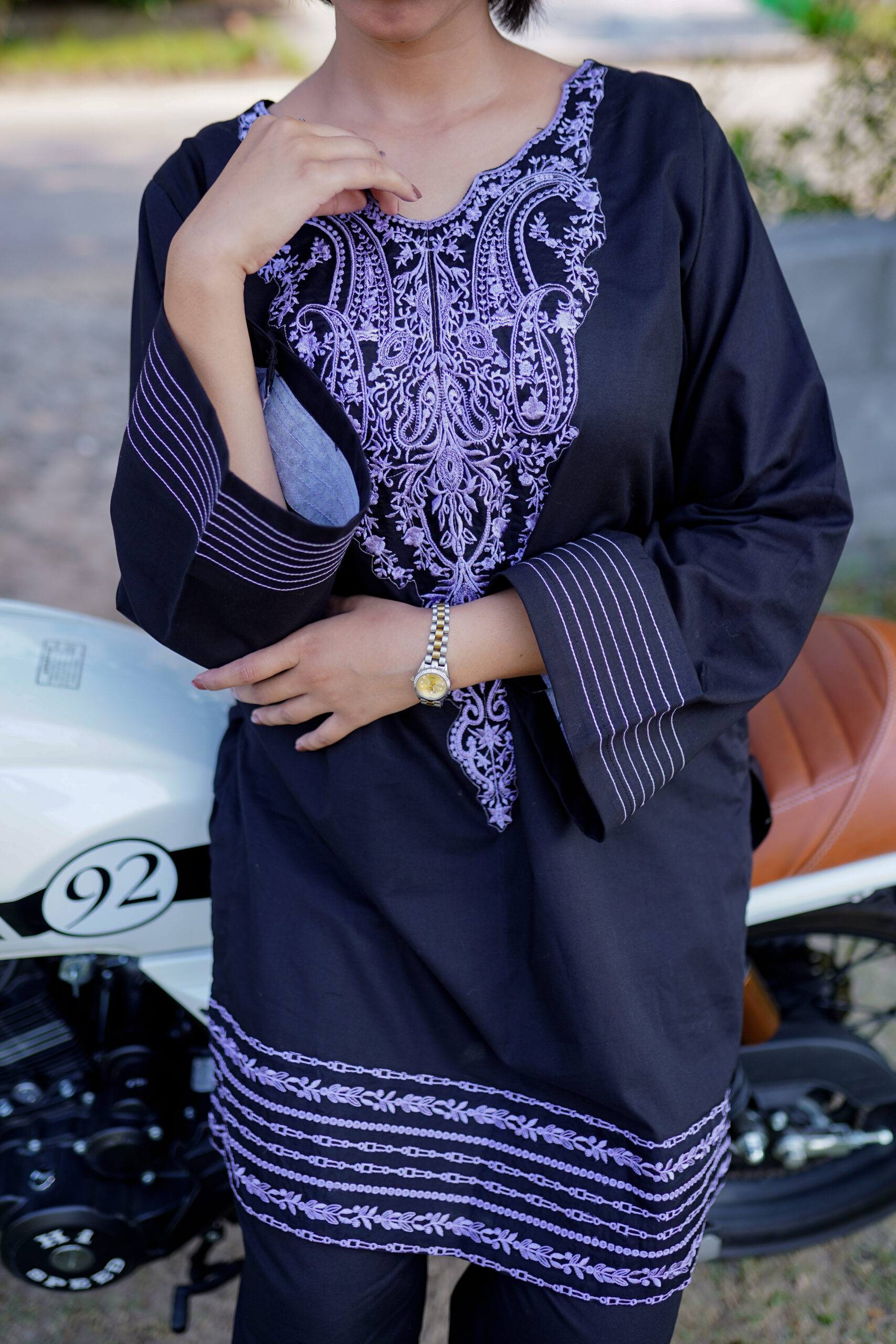 3 PIECE LIGHTWEIGHT LAWN FABRIC WITH BLACK BASE