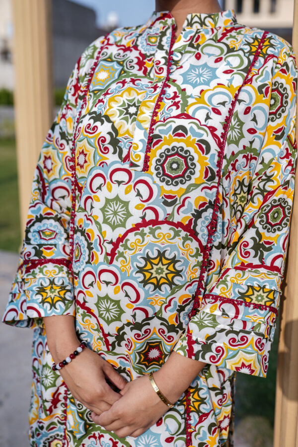 2 PIECE PREMIUM LINEN FLORAL ALLOVER, - Image 5
