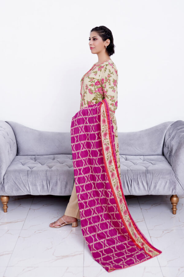 3 PIECE LINEN FLORAL PRINT WITH INTRICATE EMBROIDERY - Image 7