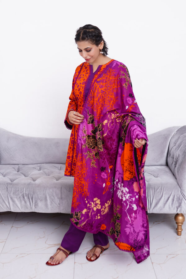 3 PIECE FLORAL PRINT SUIT WITH MATCHING LACE BEAUTIFUL - Image 2