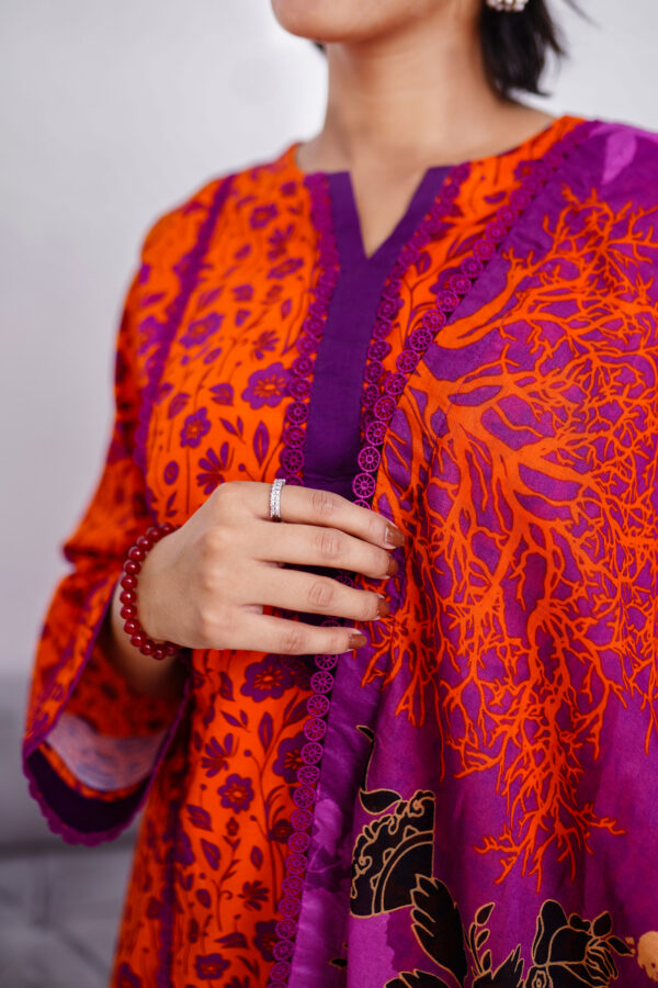 3 PIECE FLORAL PRINT SUIT WITH MATCHING LACE BEAUTIFUL - Image 5
