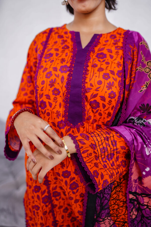 3 PIECE FLORAL PRINT SUIT WITH MATCHING LACE BEAUTIFUL - Image 6