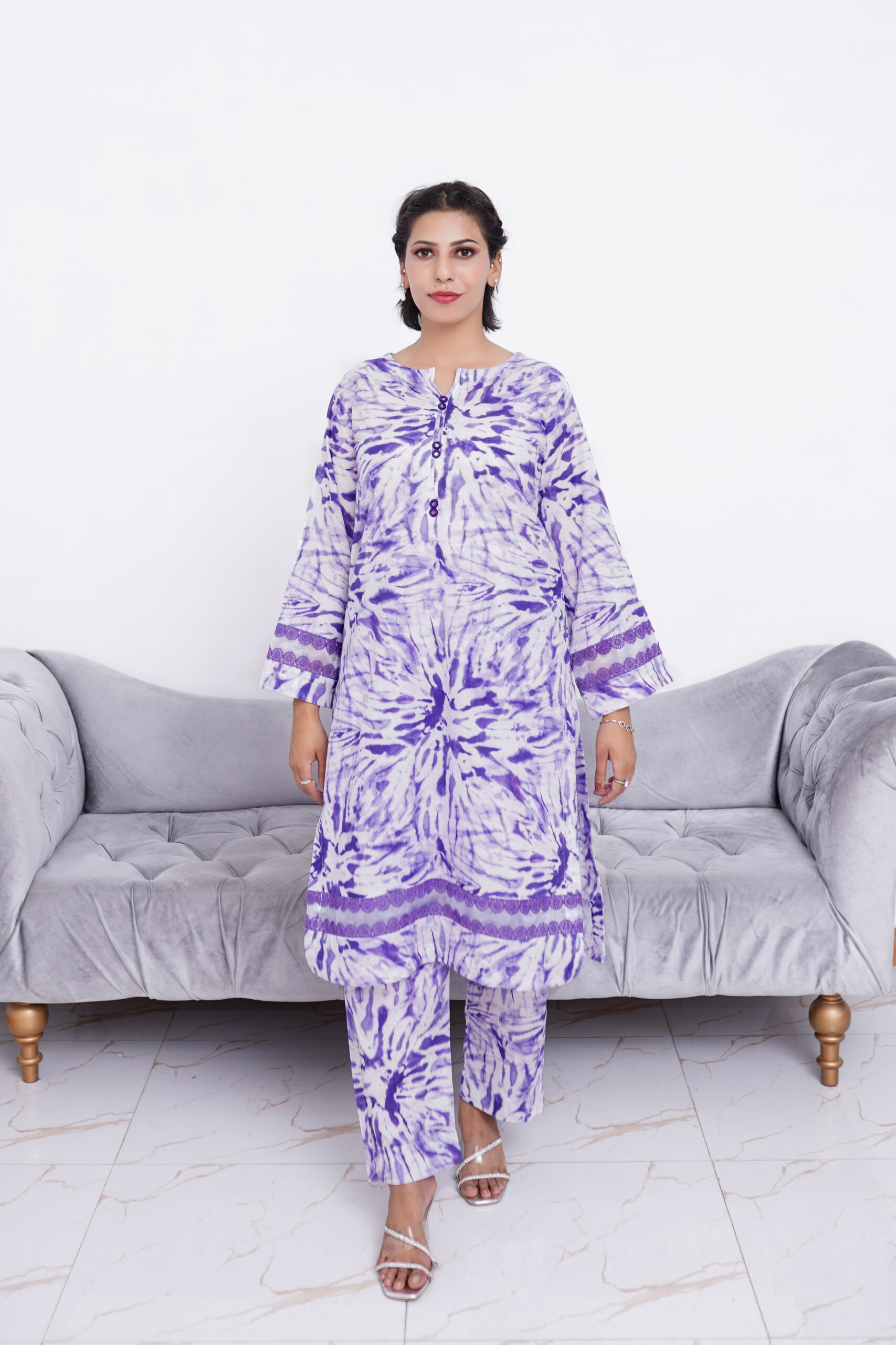 2 PIECE TRADITIONAL KURTA AND TROUSER TIE