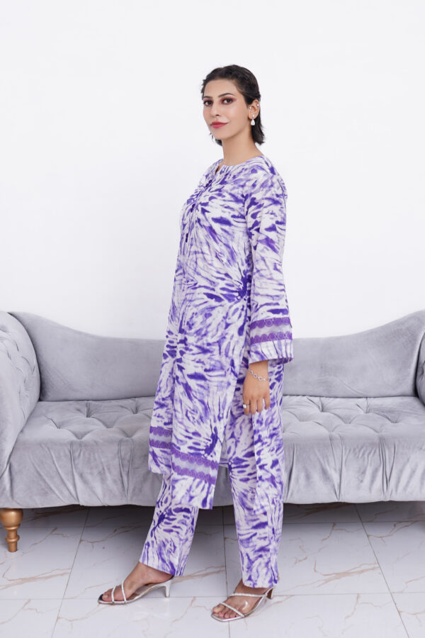 2 PIECE TRADITIONAL KURTA AND TROUSER TIE - Image 5
